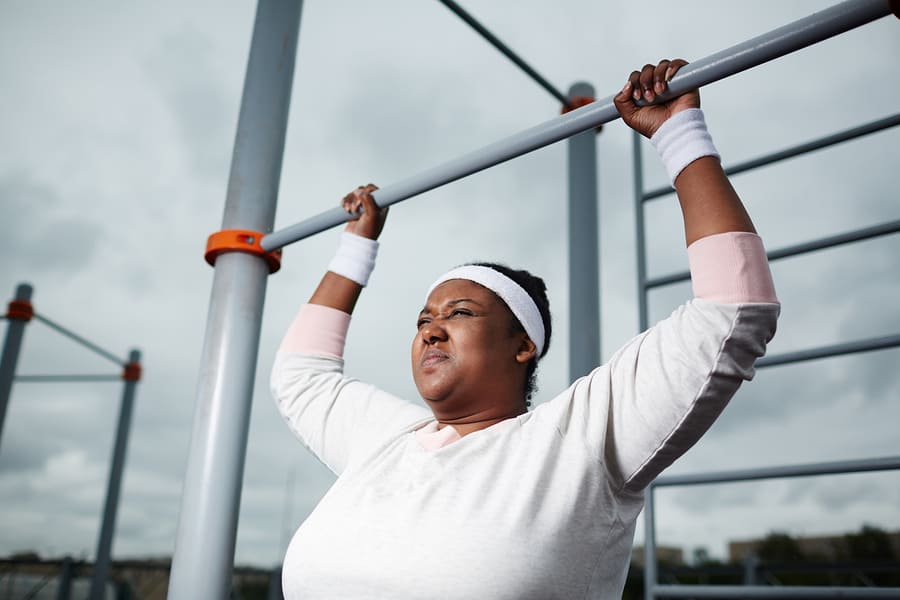 curvy woman working out